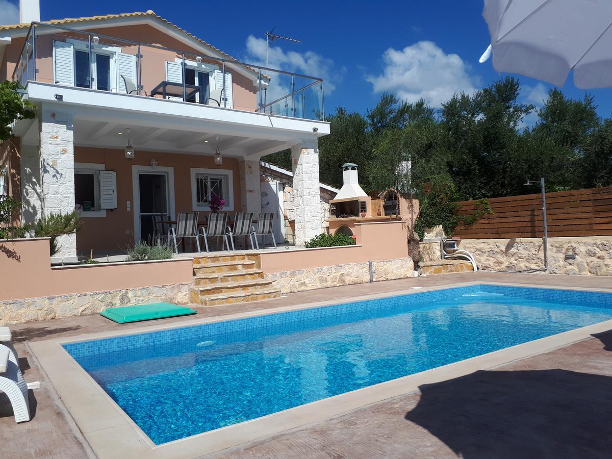 Villa Antonio Romirion Bagian luar foto