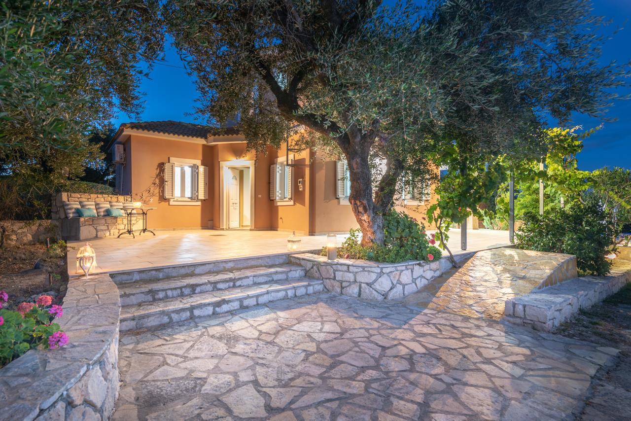 Villa Antonio Romirion Bagian luar foto